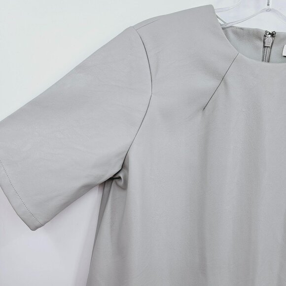 Prologue Top Faux Leather XS Millstone Grey Short Sleeve Zip Back Darts Work New - Picture 3 of 10